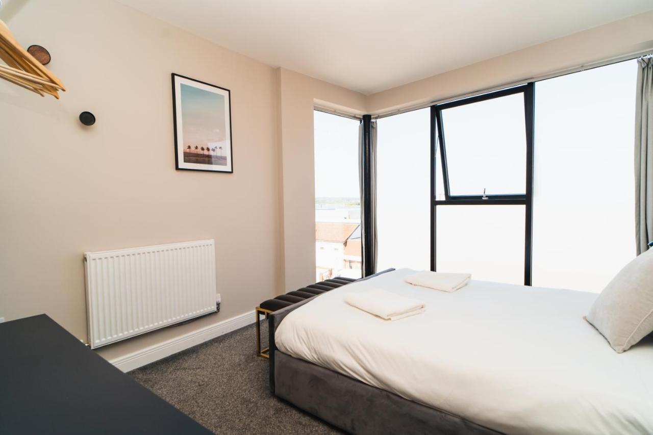 Apartamento Penthouse - Harbour Views Poole Exterior foto