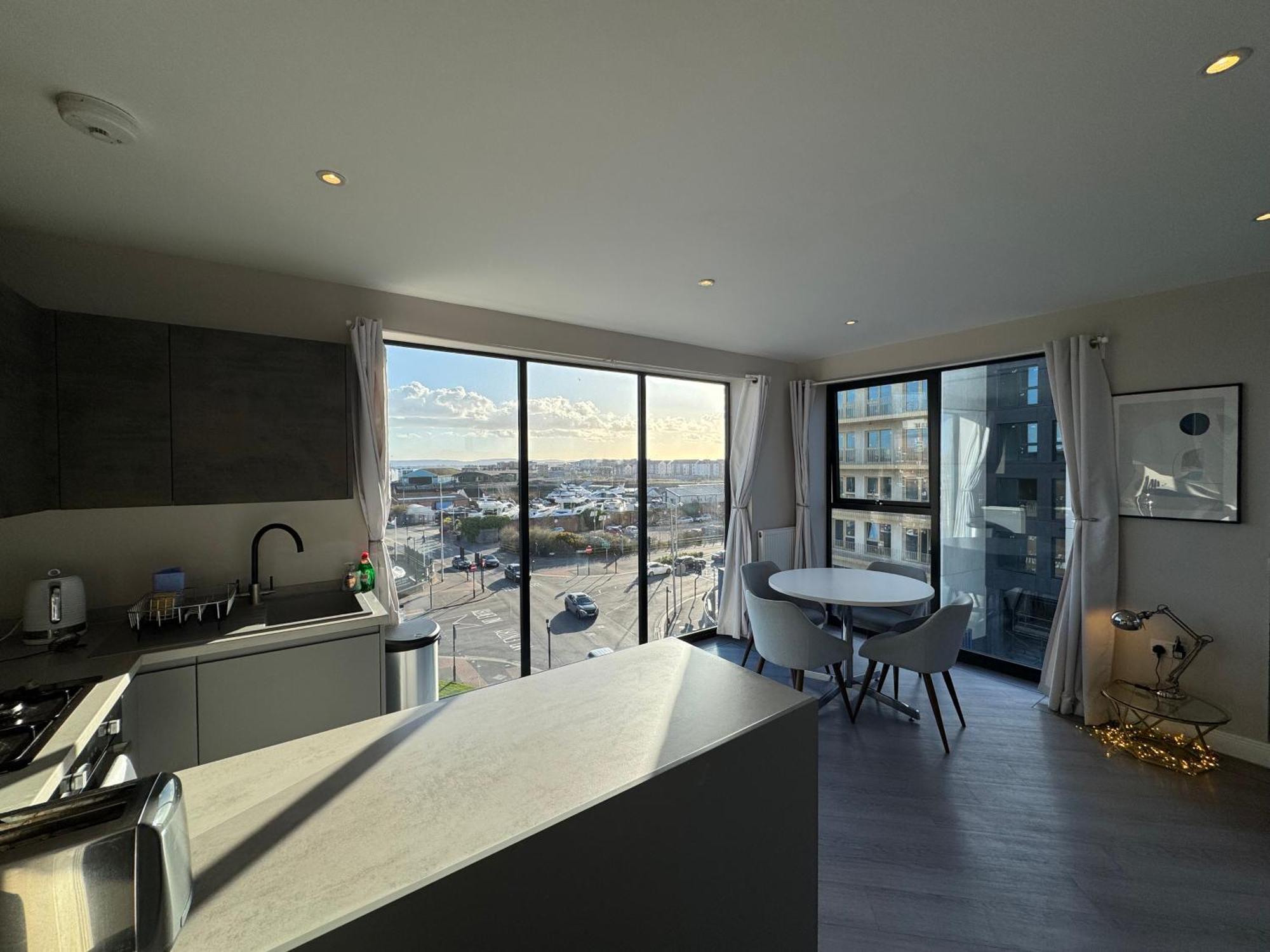 Apartamento Penthouse - Harbour Views Poole Exterior foto
